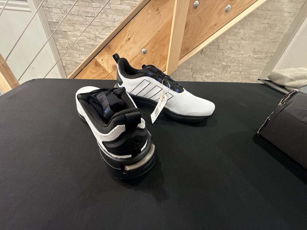 Adidas Racer TR23 Size 10 White Black Shoes